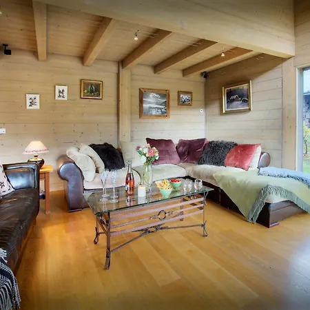 Chalet Fernuy - Ovo Network
